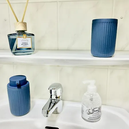 Cottbus-apartments - Blue I Privat I Wifi I Kueche 아파트 콧부스